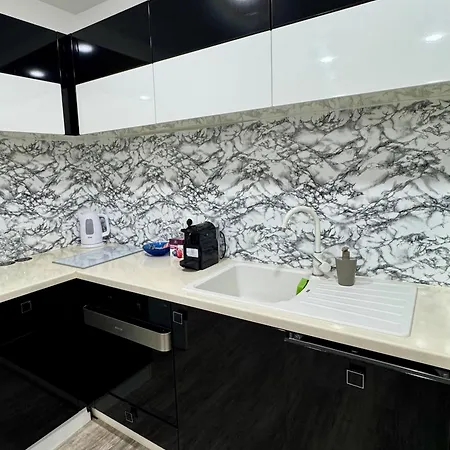 Cozy Place アパート