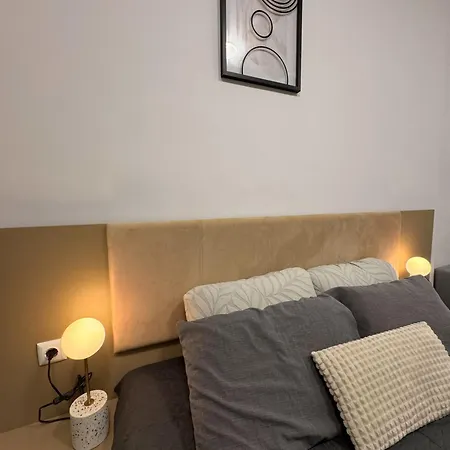 Cozy Place アパート ヴァルナ