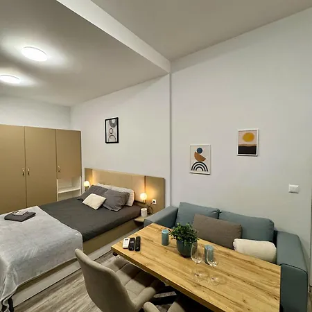 Cozy Place Апартаменты Варна