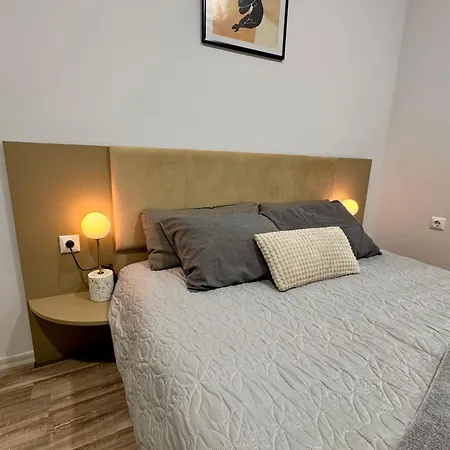 Апартаменты Cozy Place *